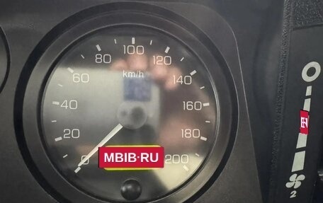 Land Rover Defender I, 2004 год, 2 400 000 рублей, 7 фотография