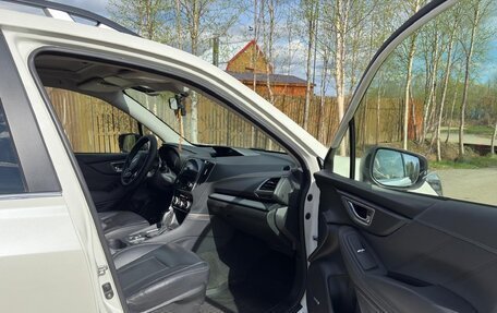 Subaru Forester, 2019 год, 3 250 000 рублей, 9 фотография