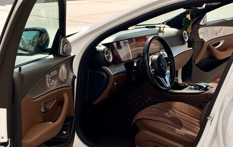 Mercedes-Benz E-Класс, 2020 год, 4 700 000 рублей, 14 фотография