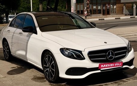 Mercedes-Benz E-Класс, 2020 год, 4 700 000 рублей, 9 фотография