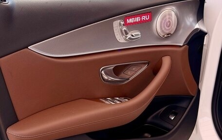 Mercedes-Benz E-Класс, 2020 год, 4 700 000 рублей, 17 фотография
