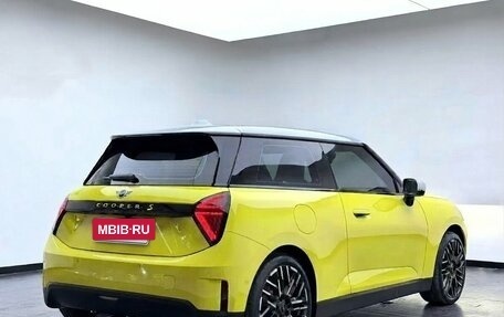 MINI Hatch, 2025 год, 5 490 000 рублей, 4 фотография