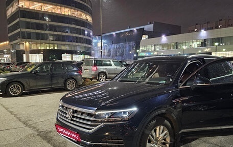 Volkswagen Touareg III, 2018 год, 4 200 000 рублей, 5 фотография