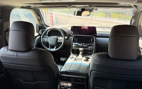 Lexus LX, 2024 год, 17 700 000 рублей, 13 фотография