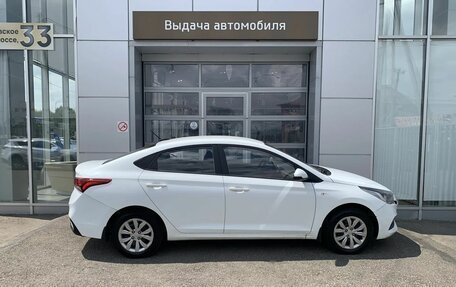 Hyundai Solaris II рестайлинг, 2019 год, 790 000 рублей, 4 фотография