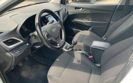 Hyundai Solaris II рестайлинг, 2019 год, 790 000 рублей, 9 фотография