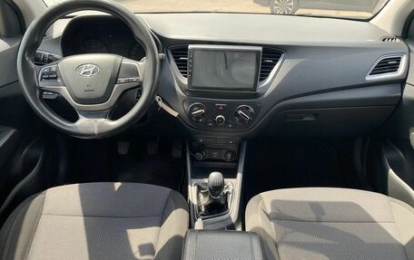 Hyundai Solaris II рестайлинг, 2019 год, 790 000 рублей, 10 фотография