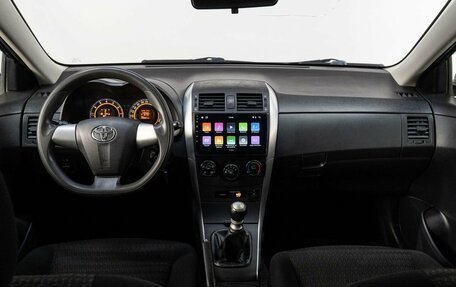Toyota Corolla, 2011 год, 990 000 рублей, 17 фотография