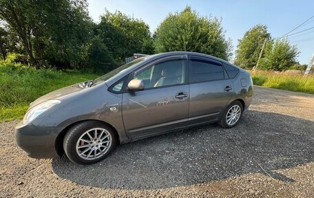 Toyota Prius, 2007 год, 695 000 рублей, 7 фотография