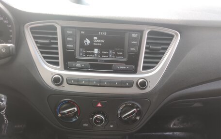 Hyundai Solaris II рестайлинг, 2019 год, 1 390 000 рублей, 7 фотография