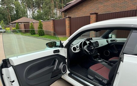 Volkswagen Beetle, 2014 год, 1 330 000 рублей, 13 фотография