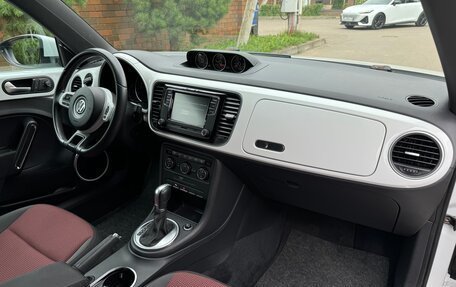 Volkswagen Beetle, 2014 год, 1 330 000 рублей, 24 фотография