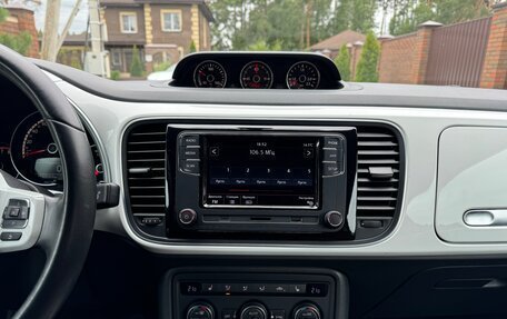 Volkswagen Beetle, 2014 год, 1 330 000 рублей, 28 фотография