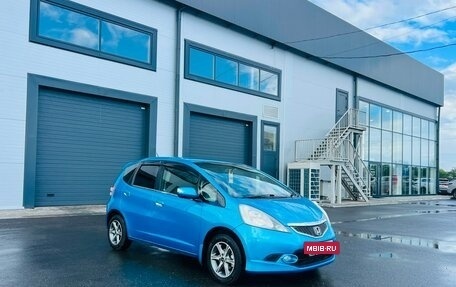 Honda Fit III, 2010 год, 799 999 рублей, 8 фотография
