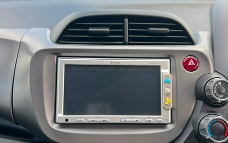 Honda Fit III, 2010 год, 799 999 рублей, 17 фотография