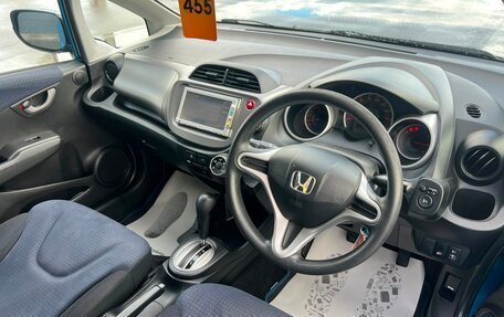 Honda Fit III, 2010 год, 799 999 рублей, 11 фотография