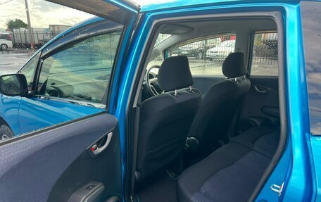 Honda Fit III, 2010 год, 799 999 рублей, 18 фотография