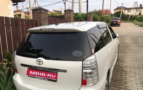 Toyota Wish II, 2005 год, 810 000 рублей, 3 фотография