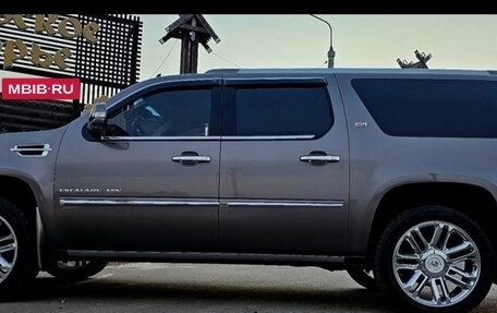 Cadillac Escalade III, 2013 год, 3 700 000 рублей, 13 фотография