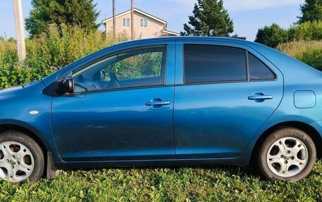 Toyota Belta, 2005 год, 465 000 рублей, 3 фотография