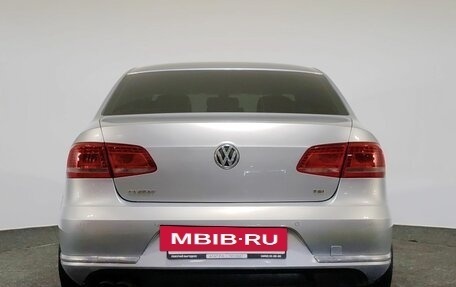 Volkswagen Passat B7, 2011 год, 940 000 рублей, 5 фотография