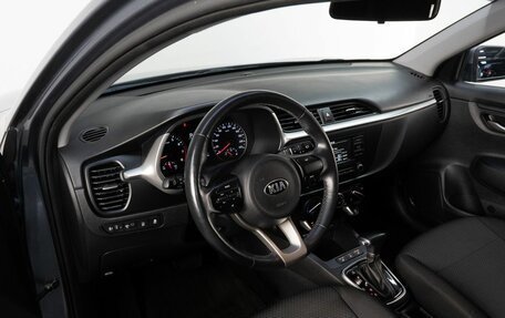 KIA Rio IV, 2021 год, 1 650 000 рублей, 10 фотография