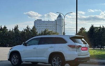Toyota Highlander III, 2014 год, 2 400 000 рублей, 1 фотография