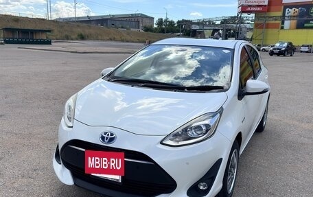 Toyota Aqua I, 2018 год, 1 170 000 рублей, 2 фотография