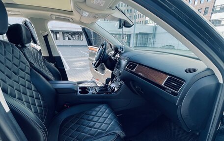 Volkswagen Touareg III, 2016 год, 3 750 000 рублей, 12 фотография