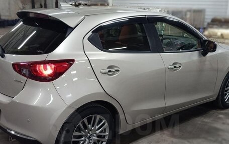 Mazda 2 III, 2022 год, 1 600 000 рублей, 1 фотография