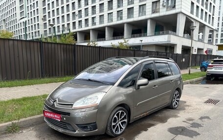 Citroen C4 Picasso II рестайлинг, 2010 год, 299 000 рублей, 1 фотография