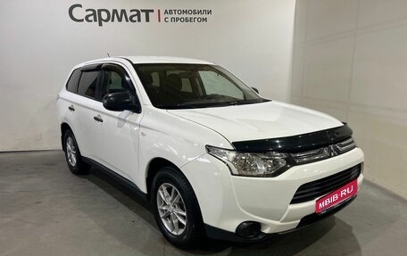 Mitsubishi Outlander III рестайлинг 3, 2012 год, 1 300 000 рублей, 1 фотография