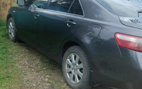 Toyota Camry, 2006 год, 700 000 рублей, 3 фотография