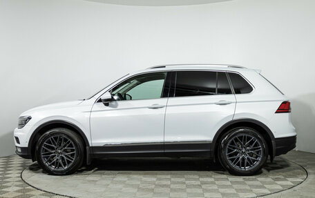 Volkswagen Tiguan II, 2018 год, 2 099 700 рублей, 9 фотография