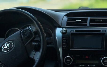 Toyota Camry, 2014 год, 1 399 000 рублей, 10 фотография