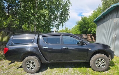 Mitsubishi L200 IV рестайлинг, 2011 год, 1 300 000 рублей, 3 фотография