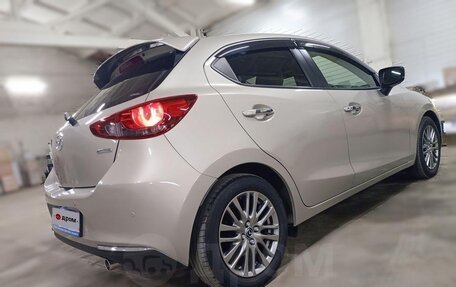 Mazda 2 III, 2022 год, 1 600 000 рублей, 3 фотография
