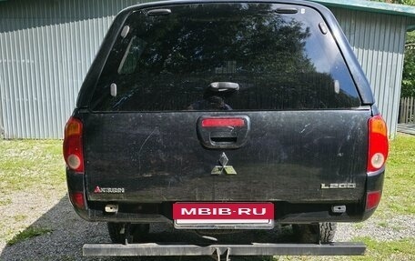 Mitsubishi L200 IV рестайлинг, 2011 год, 1 300 000 рублей, 5 фотография
