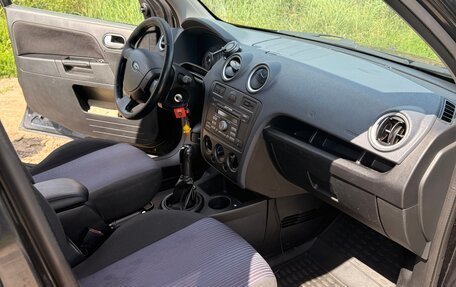 Ford Fusion I, 2006 год, 375 000 рублей, 13 фотография