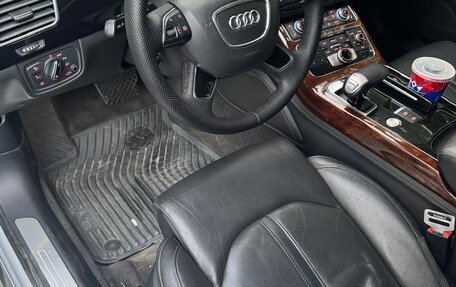 Audi A8, 2012 год, 1 300 000 рублей, 9 фотография