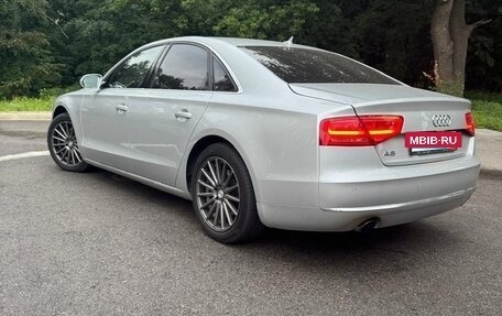 Audi A8, 2012 год, 1 300 000 рублей, 7 фотография