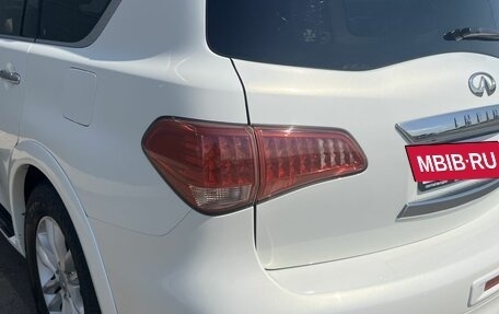Infiniti QX56, 2011 год, 2 090 000 рублей, 12 фотография