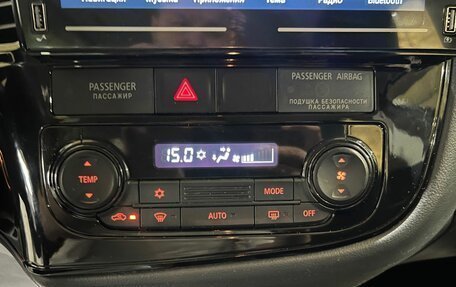 Mitsubishi Outlander III рестайлинг 3, 2012 год, 1 300 000 рублей, 22 фотография