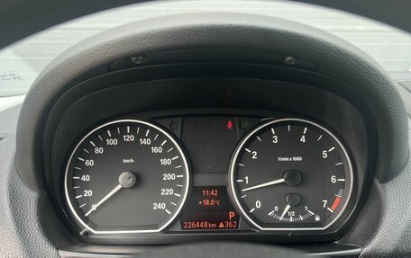 BMW 1 серия, 2011 год, 780 000 рублей, 16 фотография