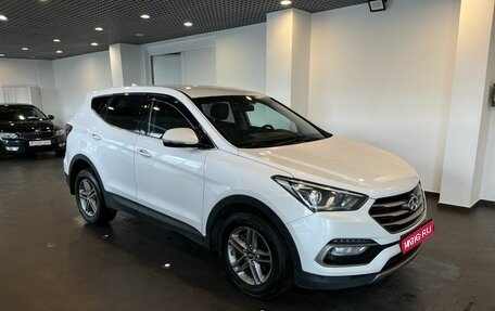 Hyundai Santa Fe III рестайлинг, 2017 год, 2 467 000 рублей, 1 фотография