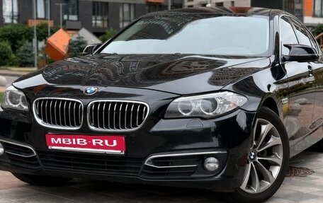BMW 5 серия, 2015 год, 1 600 000 рублей, 2 фотография
