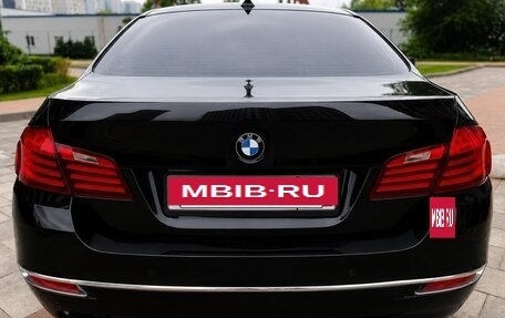 BMW 5 серия, 2015 год, 1 600 000 рублей, 4 фотография