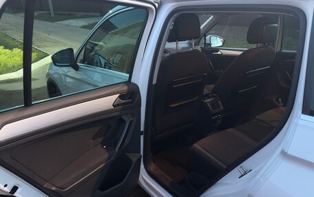 Volkswagen Tiguan II, 2017 год, 2 500 000 рублей, 11 фотография