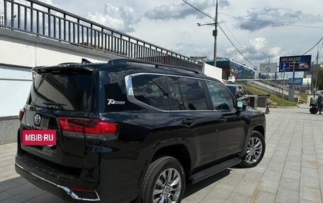 Toyota Land Cruiser, 2022 год, 10 000 000 рублей, 7 фотография