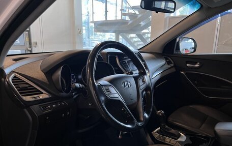 Hyundai Santa Fe III рестайлинг, 2017 год, 2 467 000 рублей, 22 фотография